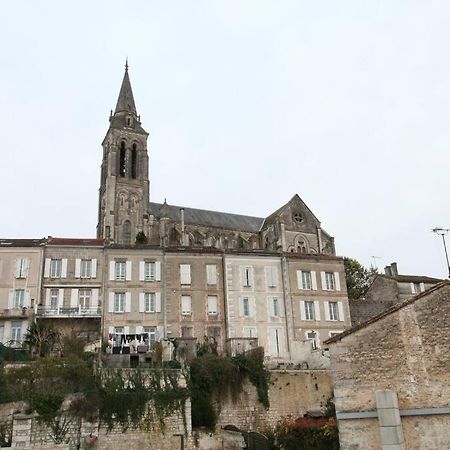 Le Petit Voyageur Apartment Angouleme Bagian luar foto